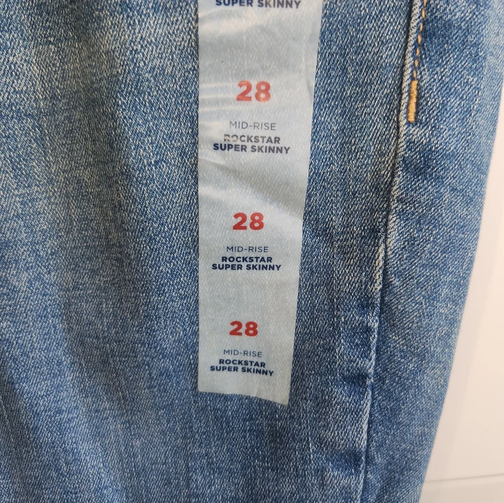 NWT Old Navy Rock Star Skinny Blue Denim Jeans Size 28 - Picture 3 of 5